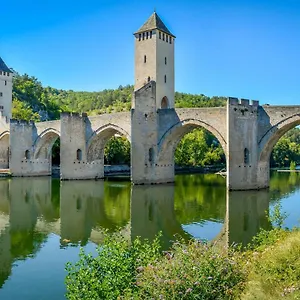 Apartment Le Loft Du Chateau Du Roi, Cahors